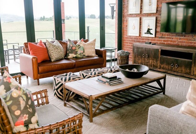 فندق Dragonview Lodge