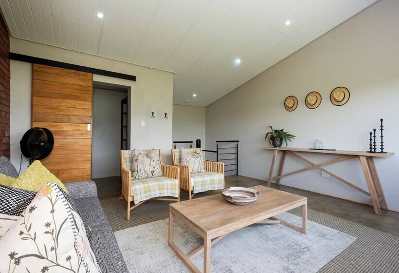 فندق Dragonview Lodge