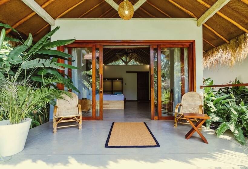 Отель The Jungalows Kima Surf Hiriketiya