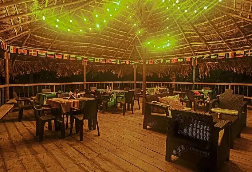 Hotelli Tortuga Bay Eco