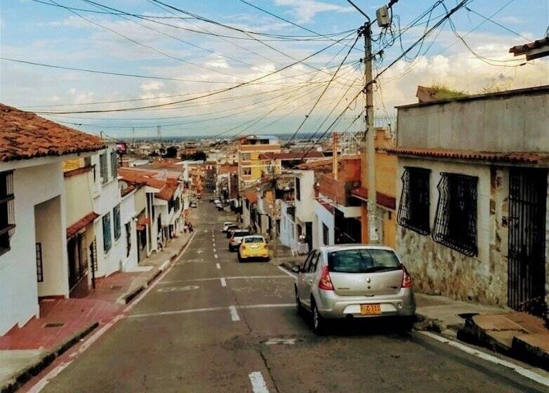 Parrot House San Antonio