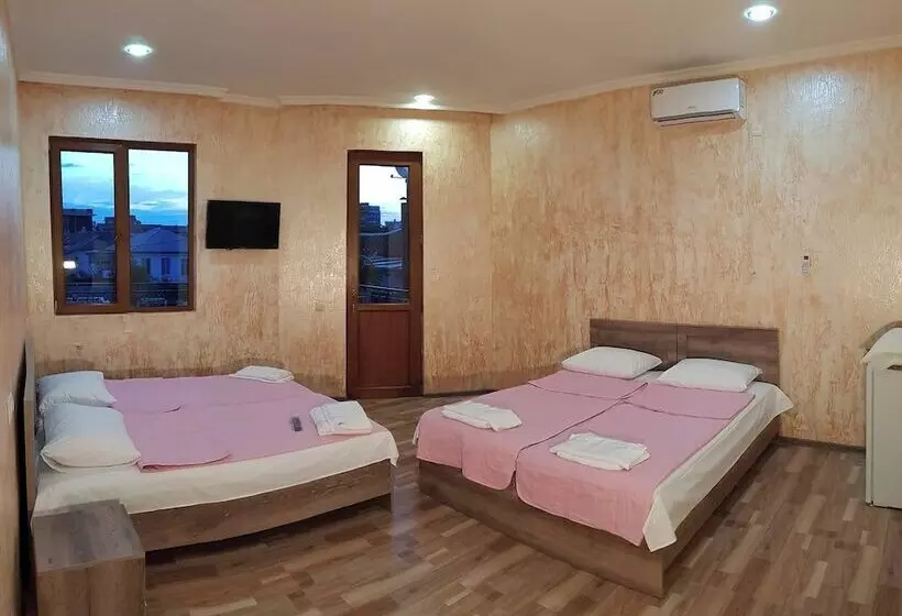 پانسیون Guest House Marina