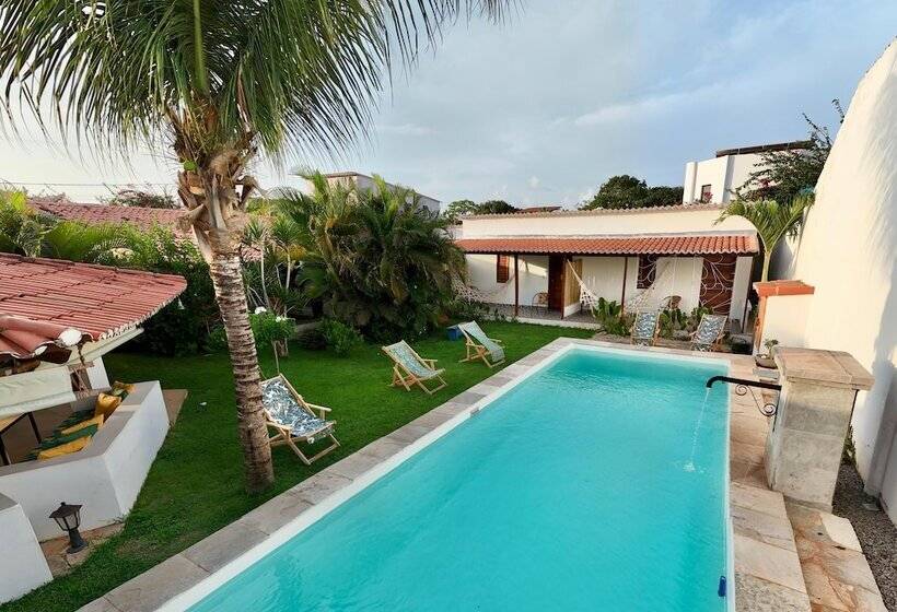 تختخواب و صبحانه Pousada Casa Do Cocotier