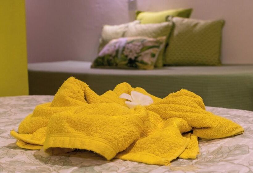 تختخواب و صبحانه Pousada Casa Do Cocotier