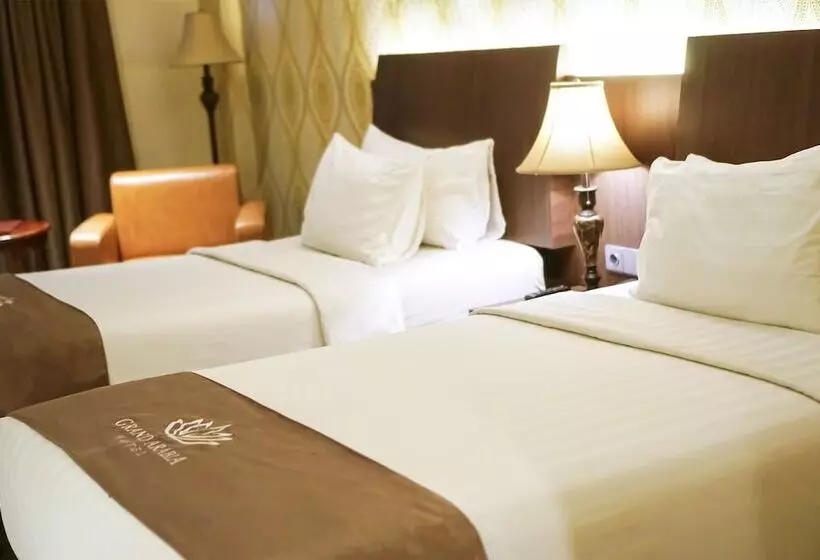 Hotelli Portola Grand Arabia