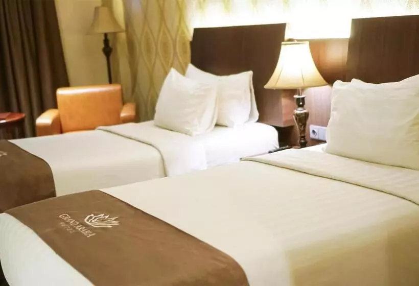 Hotelli Portola Grand Arabia