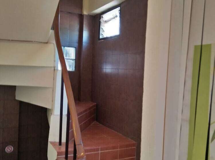 פנסיון Lanta House   Adults Only