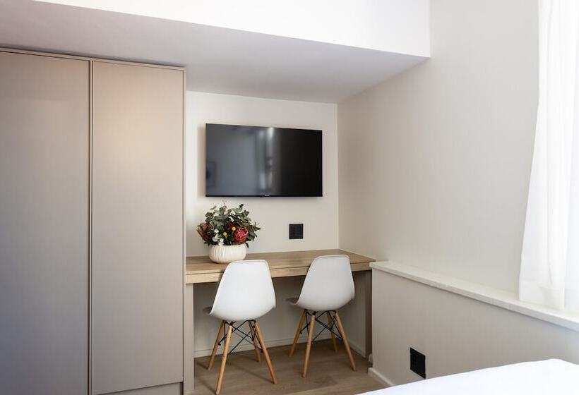 Habitat Aparthotel By Totalstay