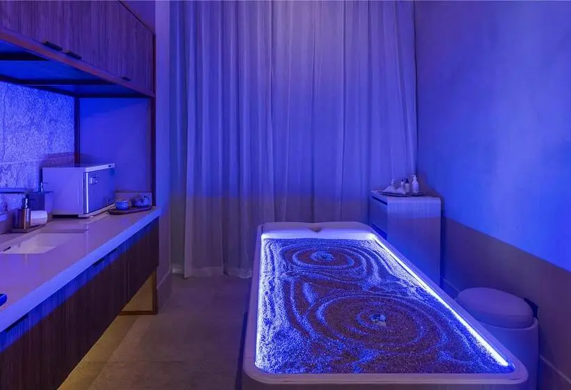 Zemi Miches Punta Cana - All Inclusive Resort, Curio by Hilton