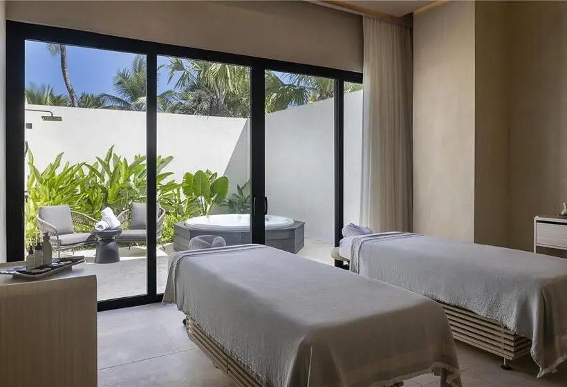 Zemi Miches Punta Cana - All Inclusive Resort, Curio by Hilton