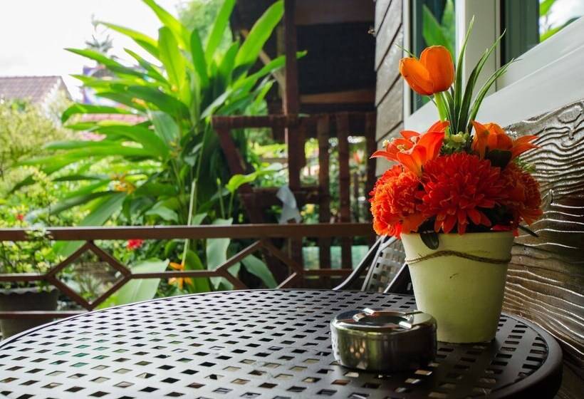 مبيت وإفطار Nid's Bungalows