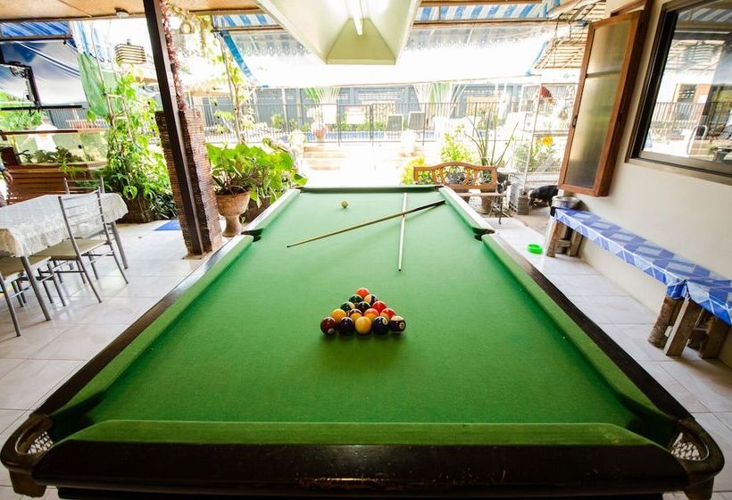 مبيت وإفطار Nid's Bungalows