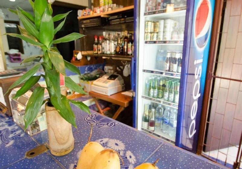 مبيت وإفطار Nid's Bungalows