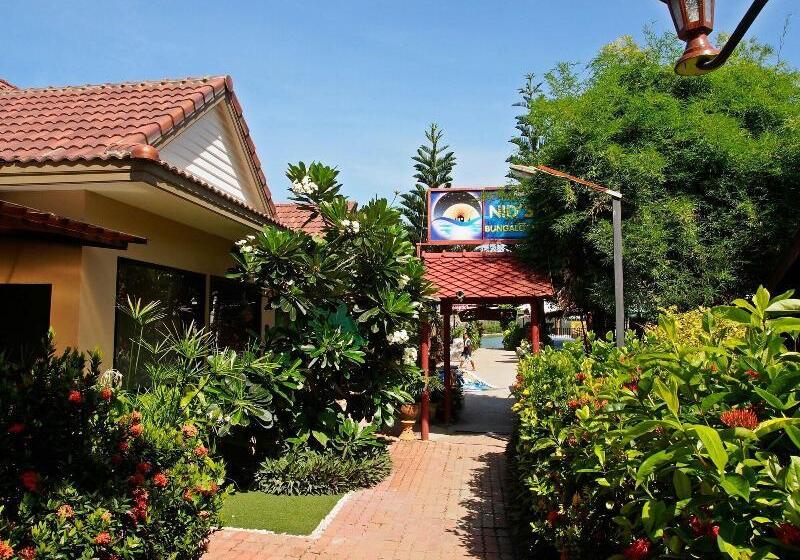 مبيت وإفطار Nid's Bungalows