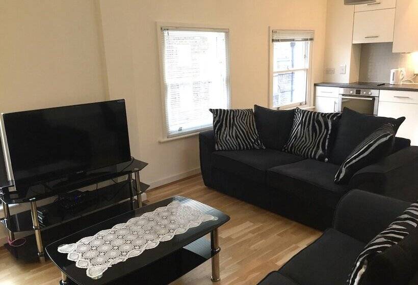 Blandford Street Apartments