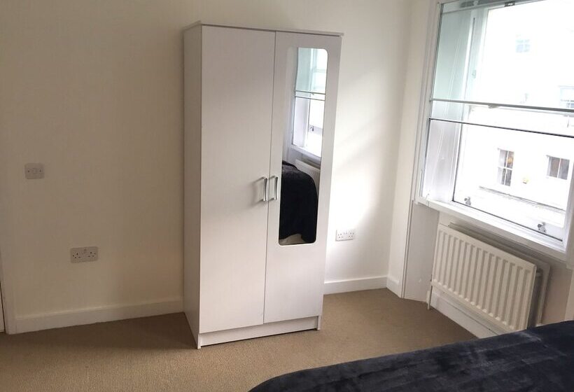 Blandford Street Apartments