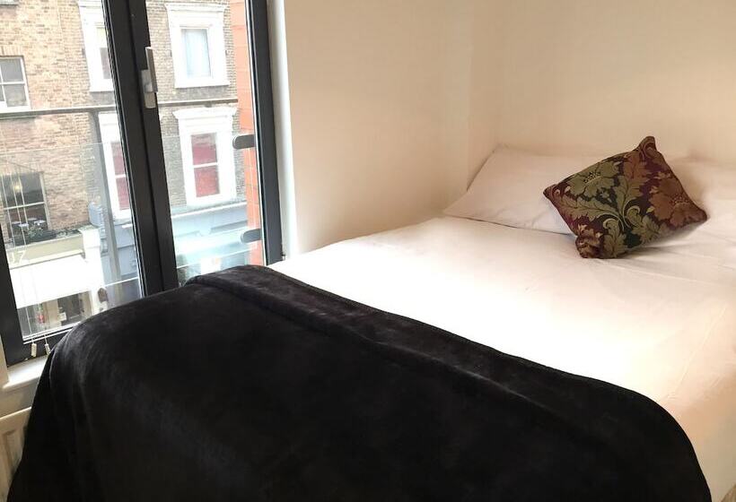 Blandford Street Apartments