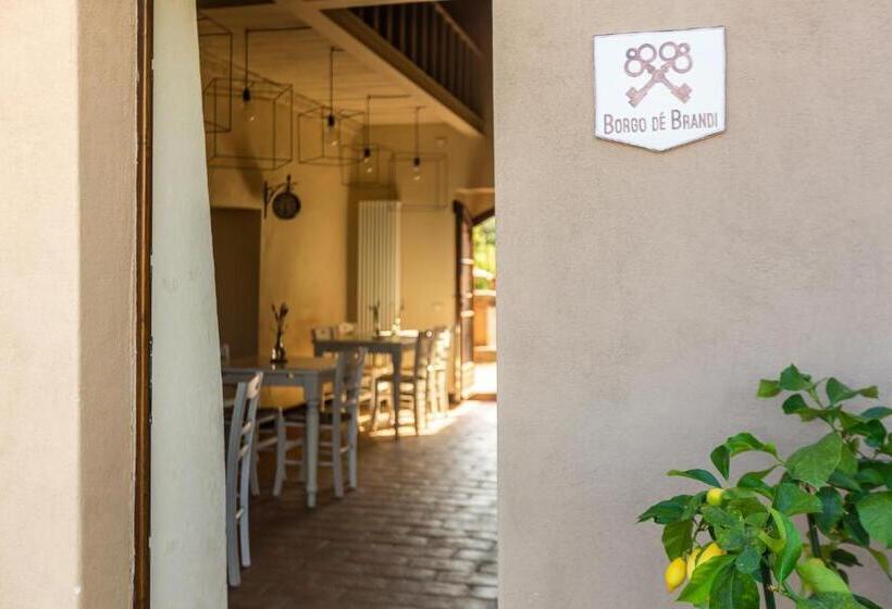 Borgo De Brandi