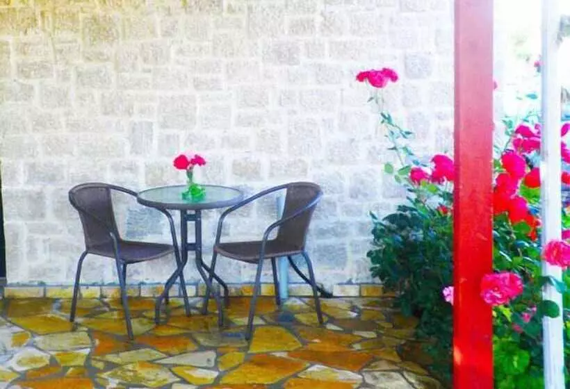 Dionysia Rooms