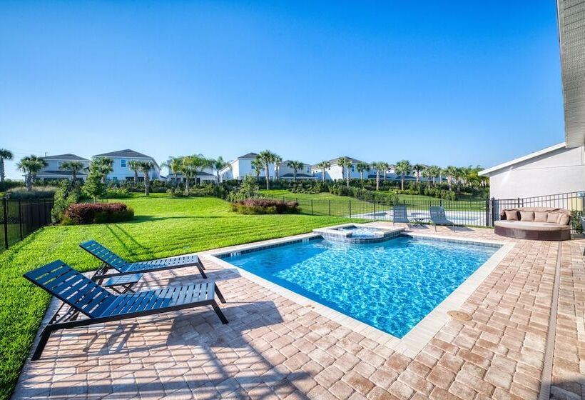 Encore Resort And Water Park At Reunion By Rentyl