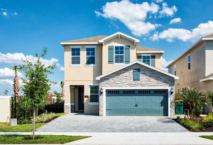 Encore Resort And Water Park At Reunion By Rentyl