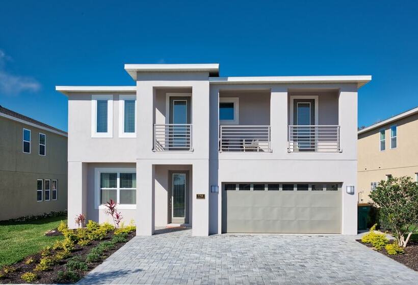 Encore Resort And Water Park At Reunion By Rentyl