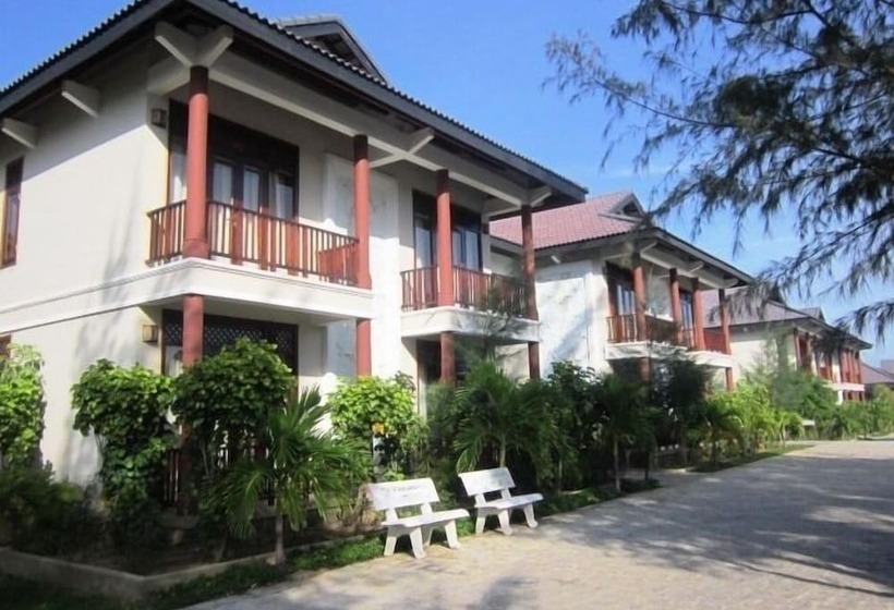 هتل Aniise Villa Resort