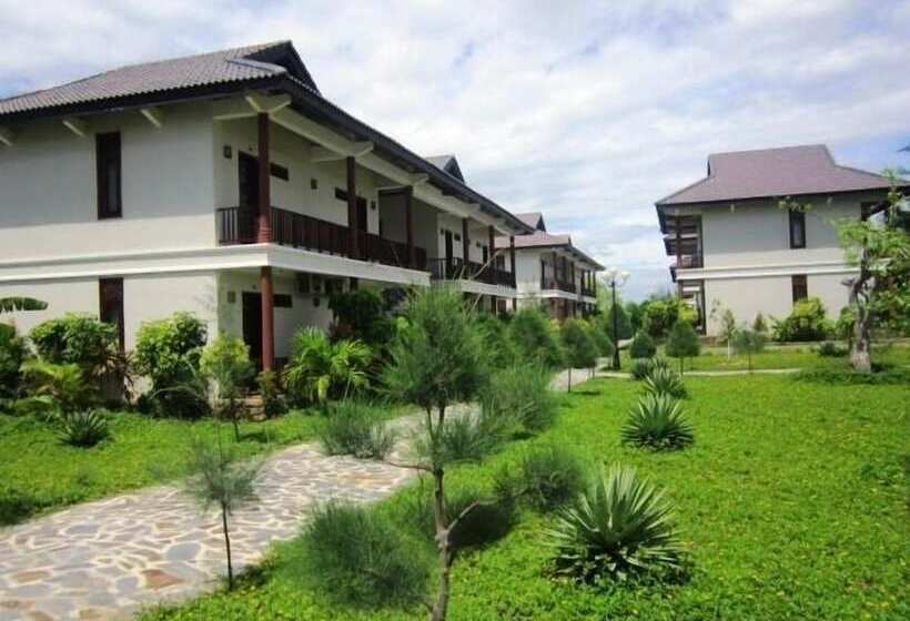 هتل Aniise Villa Resort