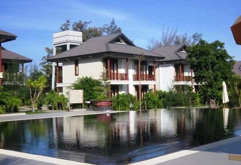 هتل Aniise Villa Resort