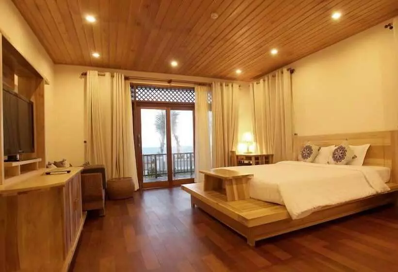 هتل Aniise Villa Resort