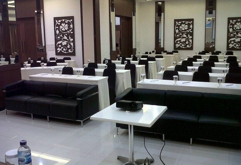 בית מלון כפרי Ayla City