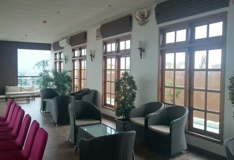 Prima In Hotel Malioboro