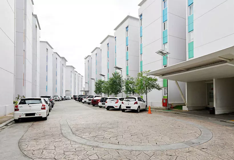 Hotelli Zen Rooms Tangerang Aeropolis