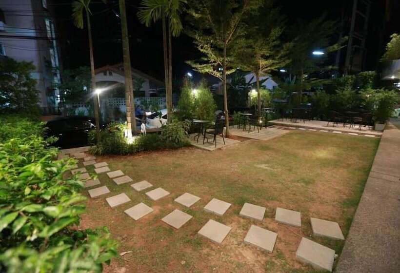 Neca Complex Apartment