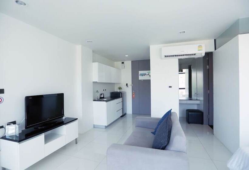 Neca Complex Apartment