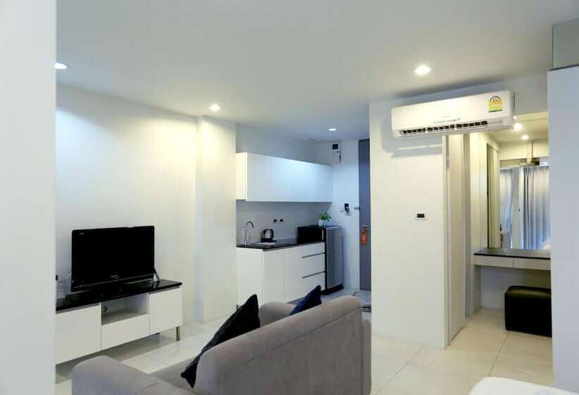 Neca Complex Apartment