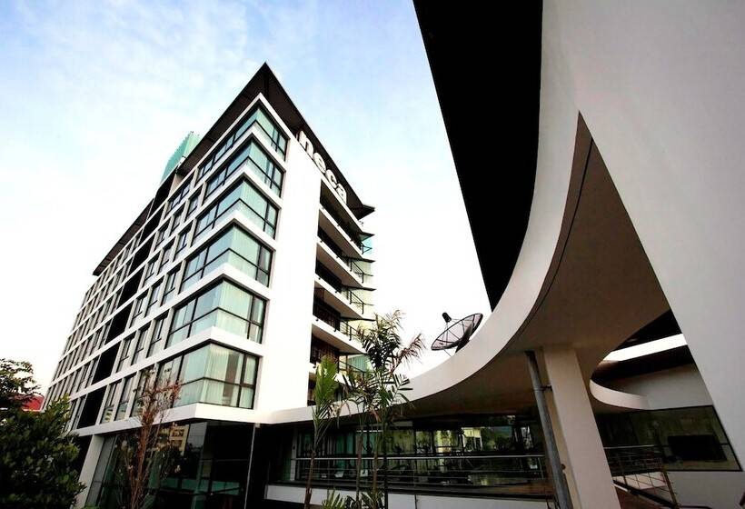 Neca Complex Apartment