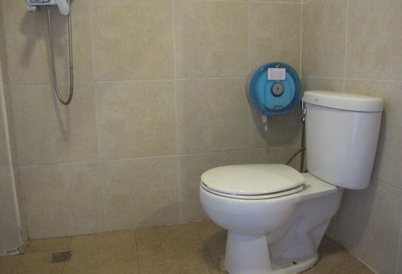 Пансион Golden Lotus Place