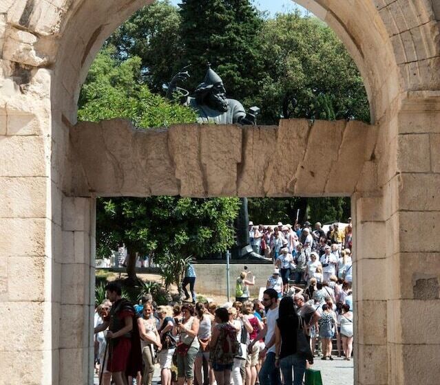 Pensió Grgur Ninski Rooms