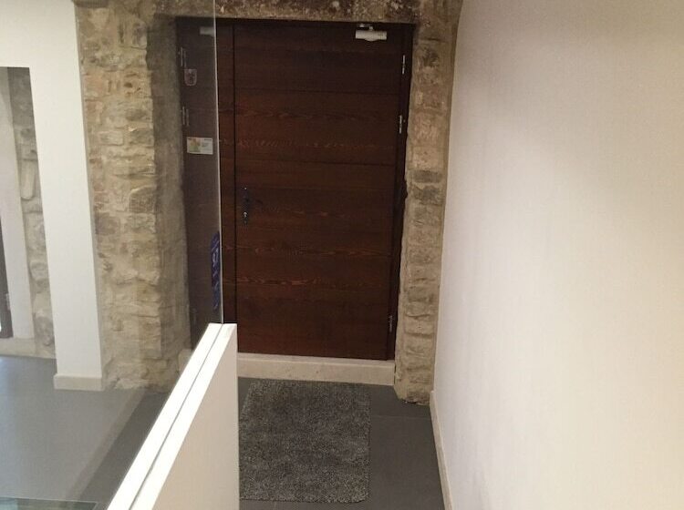 Pensió Grgur Ninski Rooms