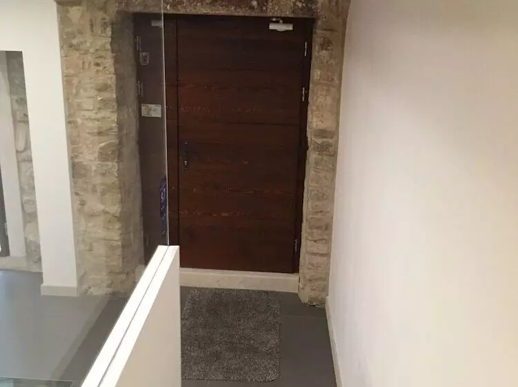 پانسیون Grgur Ninski Rooms