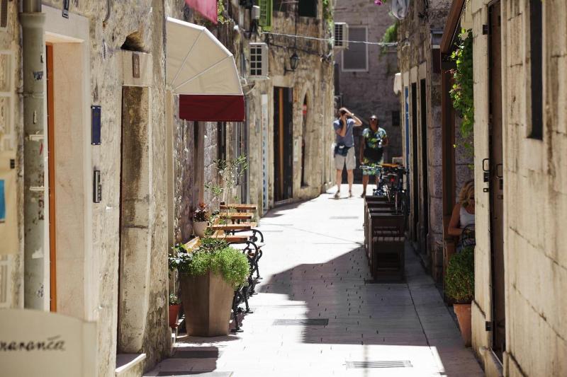 Pensió Grgur Ninski Rooms