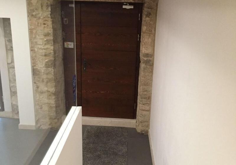 Pensió Grgur Ninski Rooms