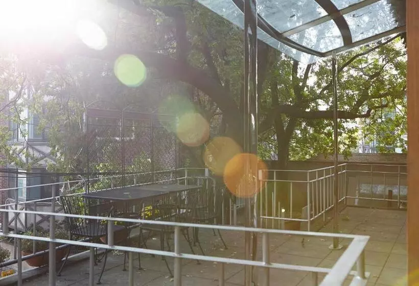 Majatalo Jiwoljang Guest House