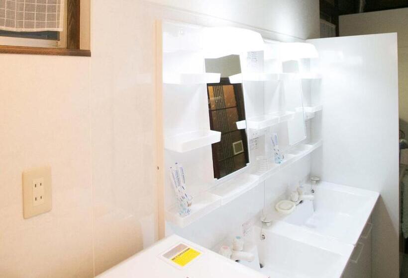 Pensione Guesthouse Hana Nishijin