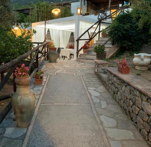 بنسيون Relais Villa Anna