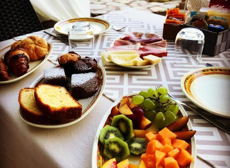 بنسيون Relais Villa Anna