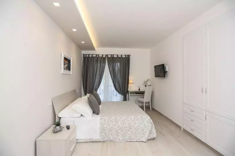 پانسیون Relais Villa Anna