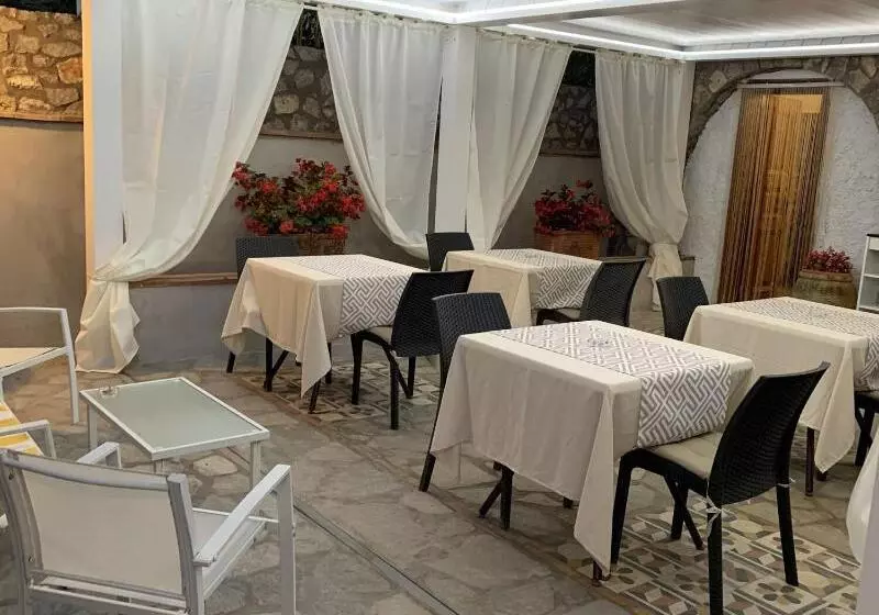 پانسیون Relais Villa Anna