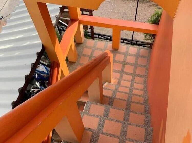 Пансион Sarin Guesthouse